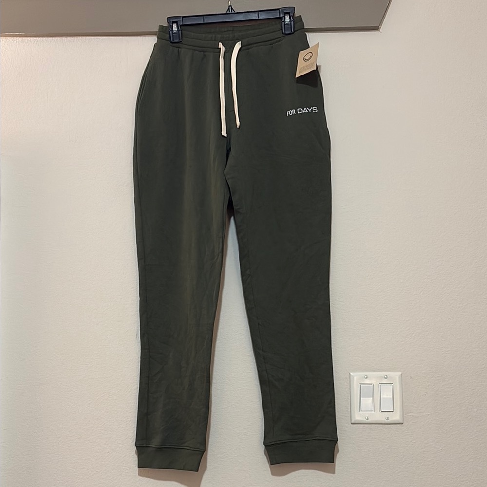 For Days Fleece Jogger in Dark Green SZ XS NWT